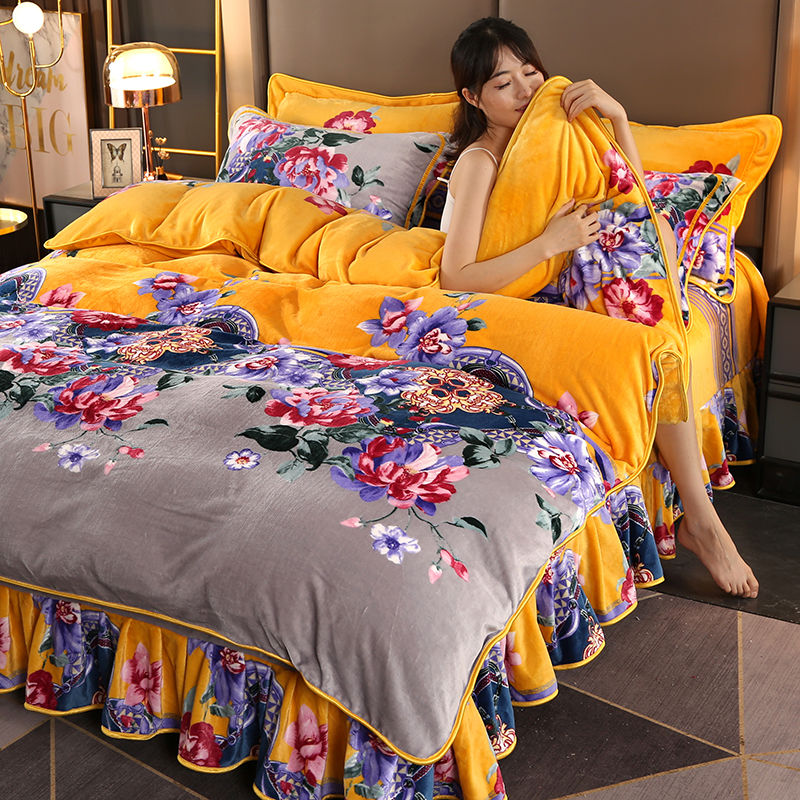 Winter thickened milk velvet four-piece warm quilt cover